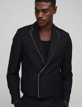 Herren Kurzer Kastenförmiger Blazer Mit Paspelbesatz Black Größe 40 - boohooMAN - FashionsVida