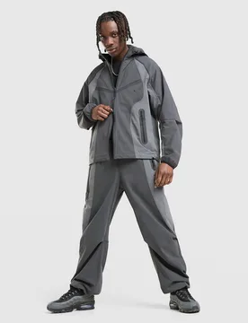 Tech Pro Oversized Woven Track Pants - Herren, Grau - male - Size: S - Nike - FashionsVida