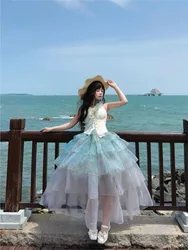 A light luxury and niche dress for coming-of-age birthday