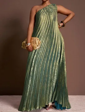 Vestido maxi de talla grande con un solo hombro, sin mangas, con abertura lateral alta, de tela brillante y plisado en todo el vestido, ideal para fie - Shein - FashionsVida