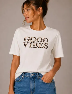 Camiseta de mujer de manga corta y cuello redondo - Vila - FashionsVida