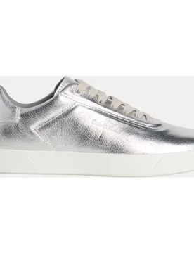Zapatilla casco de piel con acabado metalizado - Calvin Klein - FashionsVida