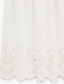 Falda larga 100% algodón con volante y bordados - Parfois - FashionsVida