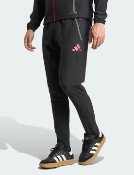 Pantaloni da viaggio Vis Tech Competition Tiro 25 del Liverpool FC L Black / Strawberry Red - Adidas - FashionsVida