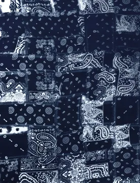 Zadig & Voltaire - Pañuelo de seda con estampado bandana patchwork estilo denim - Zadig & Voltaire - FashionsVida