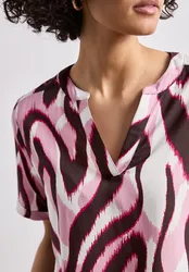 Kurzarm Bluse mit Split Neck und Print female Rosa
