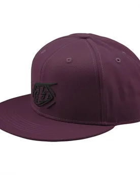 Troy Designs Cappellino Con Visiera Badge Flat Sangria - Lee - FashionsVida