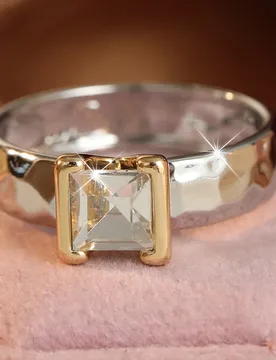 Women's Minimalist Fashion Ring Square Synthetic Zircon Inlaid with Hammer Texture Shiny Ring Daily Commuting Leisure Jewelry - Aliexpress - FashionsVida