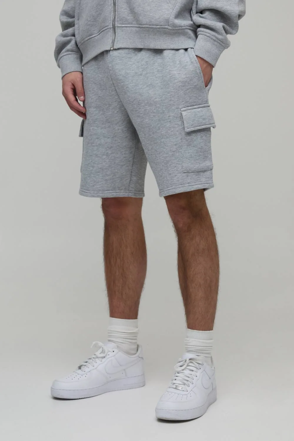 Herren Basic Slim Fit Cargo Jersey Short Grey Marl Größe Small - boohooMAN - FashionsVida