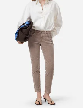 Baker female - 29 / /32 - FashionsVida