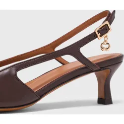Zapatos de salón de mujer de piel con tira trasera