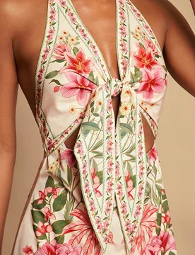Vestido de vacaciones con estampado floral, nudo adelante, escote halter y espalda descubierta para mujer, para verano, atuendos de verano para mujer, - Shein - FashionsVida