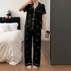Conjunto de pijama para mujer con estampado de lazo a rayas en color rosa, de manga corta y cuello solapa