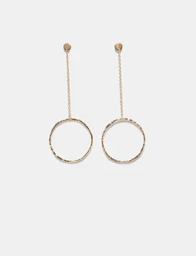 Lange Ohrringe mit Kreis-Kreis-Motiv Goldfarben OS - Stradivarius - FashionsVida