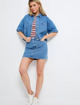 Women's Denim Mini Skirt in Light Wash Size: 10 - Light Wash - Size: 10 - Dorothy perkins - FashionsVida
