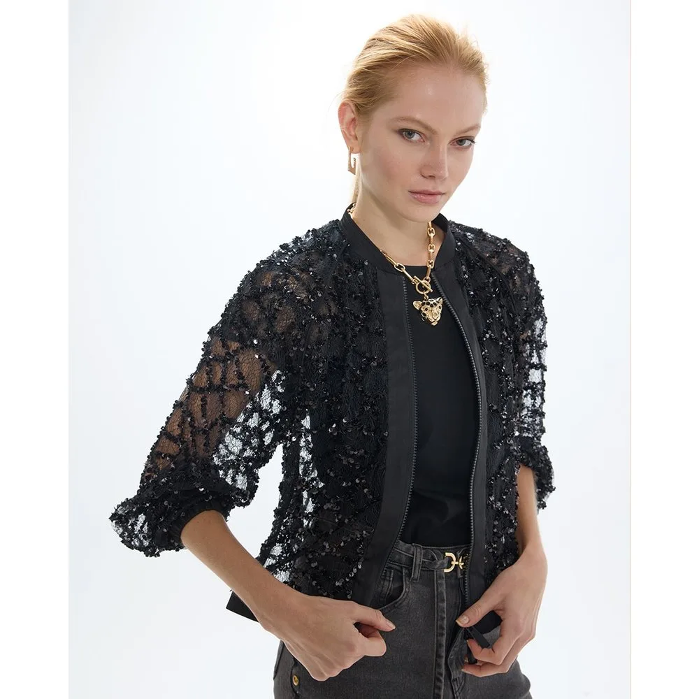 Cazadora bomber de mujer imitación telaraña con cremallera - Lola Casademunt - FashionsVida