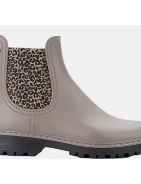 Botines de agua negro con suela track y tirador con elástico leopardo - Igor - FashionsVida