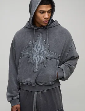 Herren Verkürzter Boxy Loopback Gewaschener OFCLMAN Applikations-Hoodie Sweatshirt Charcoal Größe Small - boohooMAN - FashionsVida