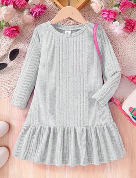 Vestido minimalista de moda para niñas con tela cepillada para primavera/otoño, unicolor con rayas verticales, cuello redondo, manga larga, tejido d - Shein - FashionsVida