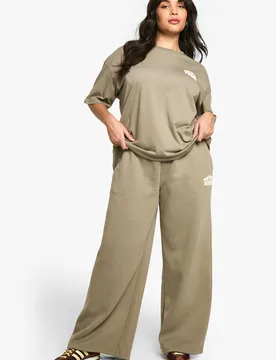 Womens Plus Dsgn Studio Sport Puff Print Straight Leg Jogger - Khaki Cotton - Size 28 Uk - Boohoo - FashionsVida