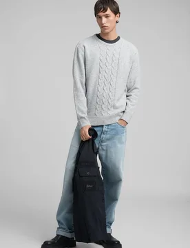 Jersey de hombre trenzado con cuello redondo - Replay - FashionsVida
