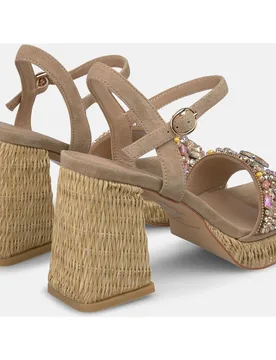 Sandalias de tacón de mujer con tira ancha con detalle pedrería multicolor y cierre de hebilla - Alma en Pena - FashionsVida