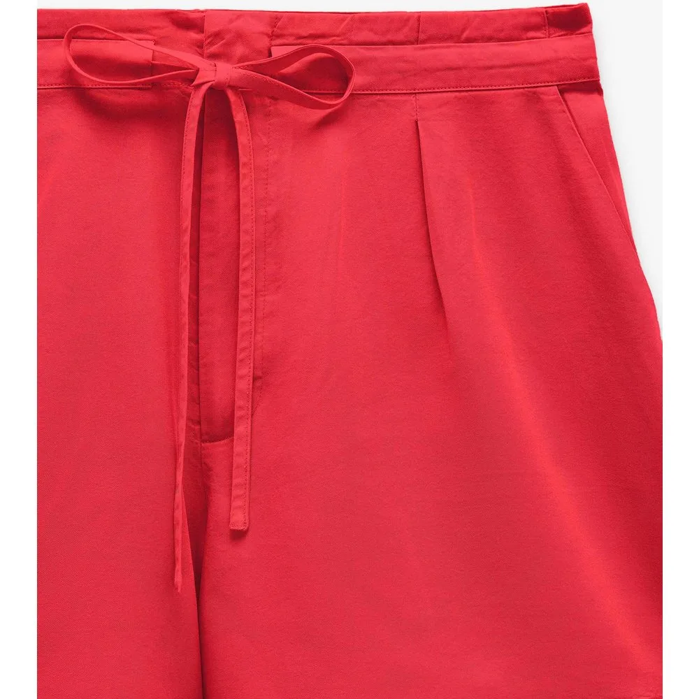 Short de mujer 100% liocel con cordón ajustable en liso - Parfois - FashionsVida