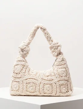 Bolso de mano tejido a mano con ganchillo calado floral, set de ganchillo, bolso de playa de paja bohemio, artículos esenciales de viaje, estilo vaca - Shein - FashionsVida