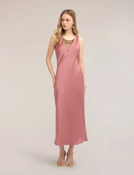 Vestido largo de satén con detalle de cadenitas largo maxi cierre con cremallera - Motivi - FashionsVida