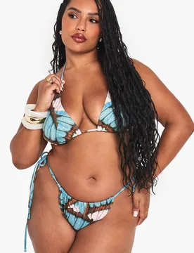 Womens Plus Butterfly Overszied Print Triangle Bikini - Multicolour - Size 26 Uk - Boohoo - FashionsVida