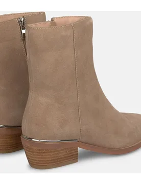 Botines básicos de mujer planos con caña baja - Alma en Pena - FashionsVida