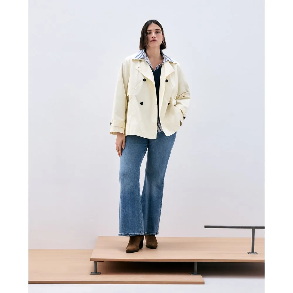 Parka corta lisa de mujer - Couchel - FashionsVida