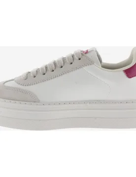 Zapatillas plataforma de mujer con piezas de color y serraje - Victoria - FashionsVida