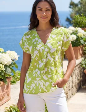 Women's Geometric Crinkle Textured V-Neck Top in Lime Size: 10 - Lime - Size: 10 - Roman - FashionsVida