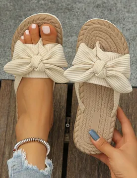 Sandalias planas con decoración de lazo para mujer, chanclas de verano ligeras, zapatos de playa cómodos y de moda para damas, pantuflas cómodas pa - Shein - FashionsVida
