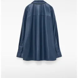 Sobrecamisa de mujer en piel no piel con bolsillo frontal
