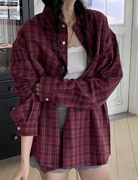 Camisa casual de cuadros oversize con cuello regular para mujer, rojo navideño, para Año Nuevo Chino, primavera/verano/otoño, franela para mujer, r - Shein - FashionsVida
