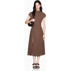Vestido midi ajustado con cuello coreano
