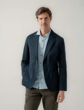 Americana de hombre corte regular sarga - Scotta 1985 - FashionsVida