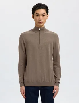 Jersey de hombre con cuello alto y media cremallera - Selected - FashionsVida