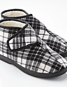 Pantoffel schwarz-weiß-kariert - 3Pagen - FashionsVida