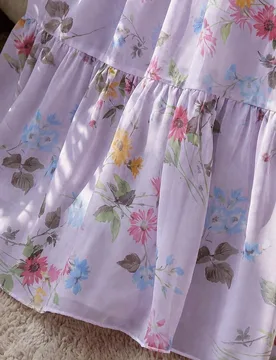 Vestido de mujer estilo Cottagecore de manga larga, cuello cuadrado, cintura ceñida, bajo fruncido en línea A, de gasa con estampado floral menudo ( - Shein - FashionsVida