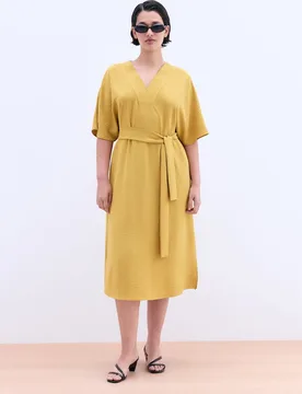 Vestido sin mangas midi drapeado - Couchel - FashionsVida