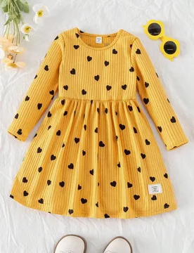 Vestido casual de safari con estampado de letras en forma de corazón, manga larga, estilo princesa hada, para niñas pequeñas, amarillo, para la vue - Shein - FashionsVida