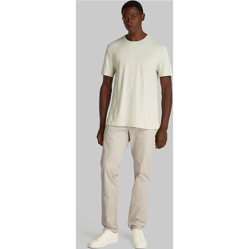 Pantalones chinos satinados de hombre slim - Calvin Klein - FashionsVida