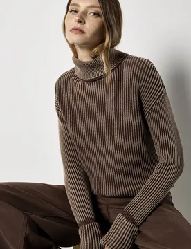Women's Roll Neck Ribbed Stonewashed Jumper in Brown Size: 10 - Brown - Size: 10 - Apricot - FashionsVida