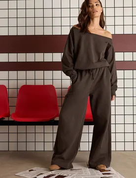 Women's Petite Sweat Wide Leg Jumpsuit in Brown Size: 18 - Brown - Size: 18 - PixieGirl - FashionsVida