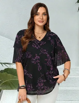 Blusa túnica holgada para mujer talla grande, negra, cuello en V, manga corta con volantes, estampado floral menudo, estilo bohemio casual para veran - Shein - FashionsVida