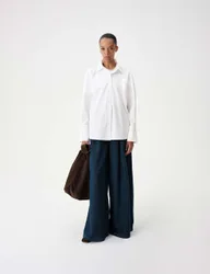 Ultimate Shirt Soft White female
