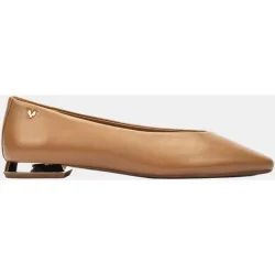 Bailarinas de mujer de piel
